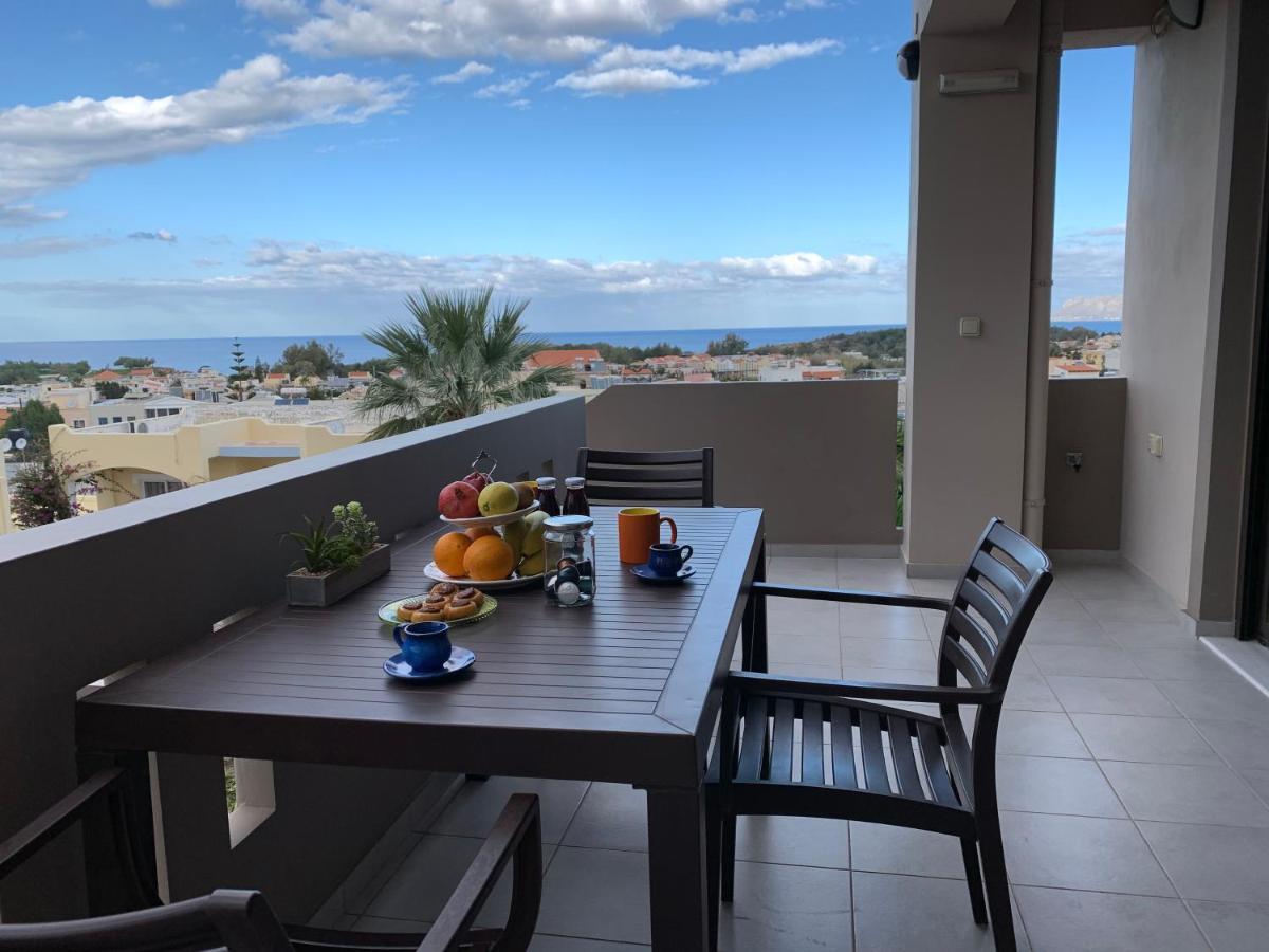 Angela Apartments Като Дарацо Екстериор снимка