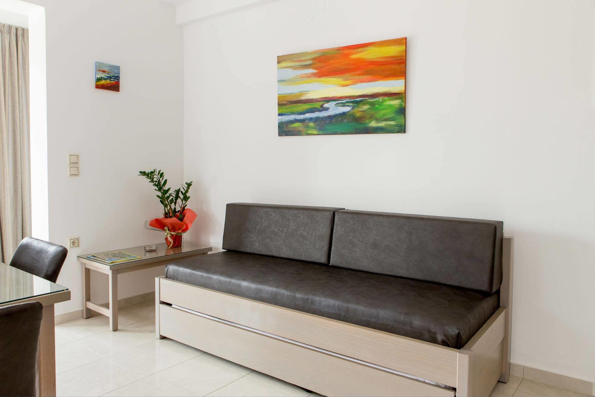 Angela Apartments Като Дарацо Екстериор снимка