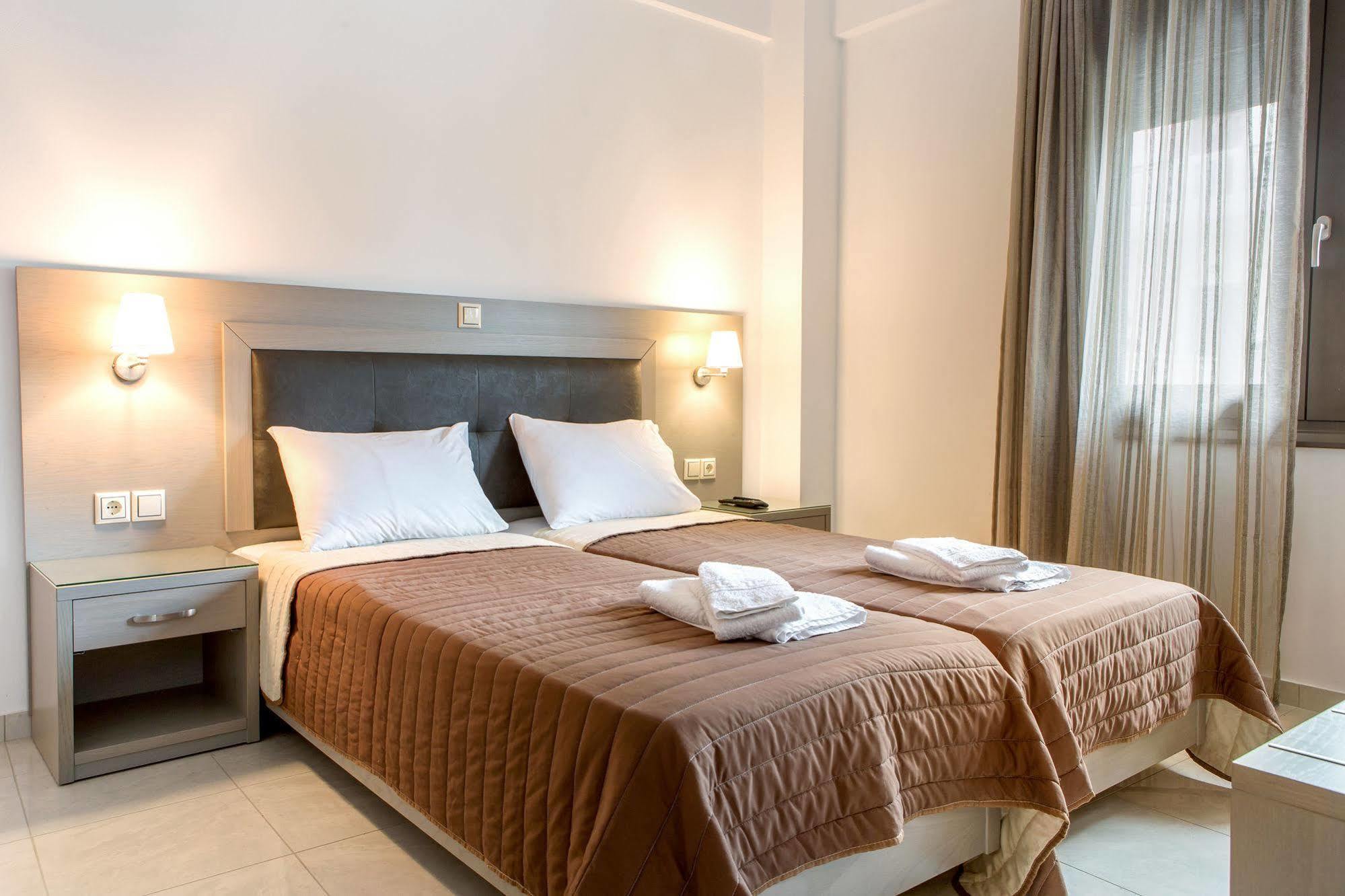 Angela Apartments Като Дарацо Екстериор снимка