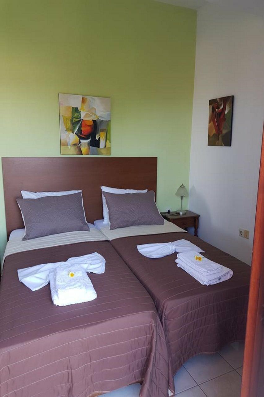 Angela Apartments Като Дарацо Екстериор снимка